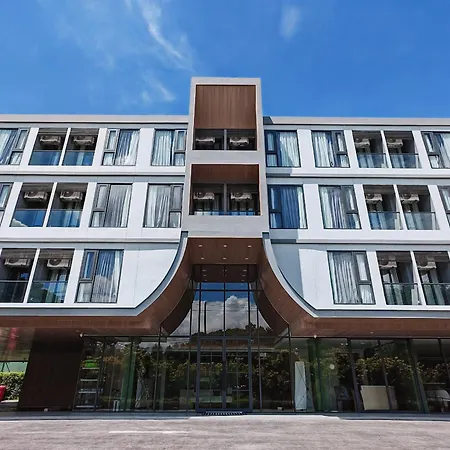 Hotel Cha Chiangmai Luxury